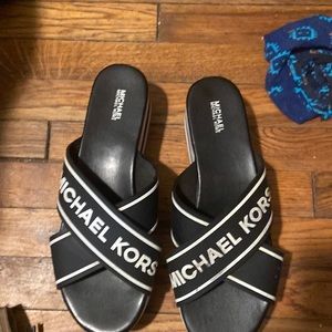 Michael Kors MK Sparrow Criss Cross Slide Sandals sz 9